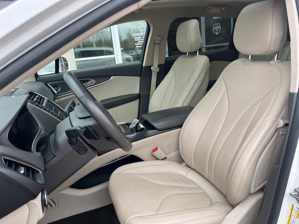 used 2020 Lincoln Nautilus car, priced at $25,658