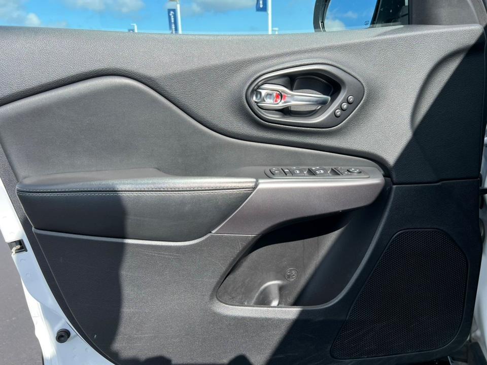 used 2021 Jeep Cherokee car, priced at $23,500