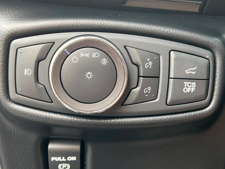 used 2019 Lincoln Nautilus car, priced at $22,438