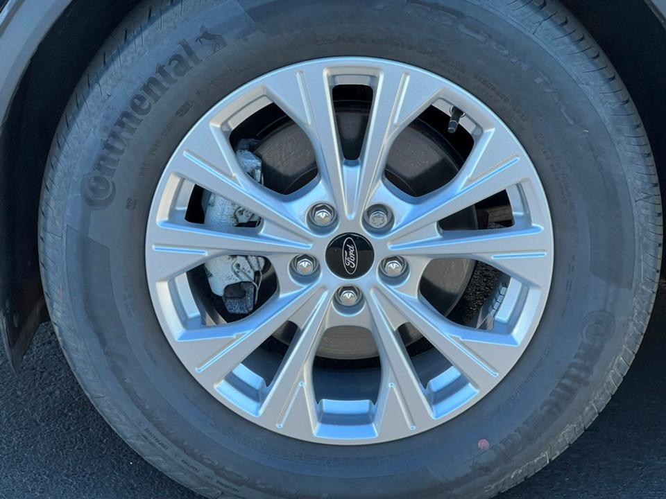 used 2023 Ford Escape car, priced at $22,500