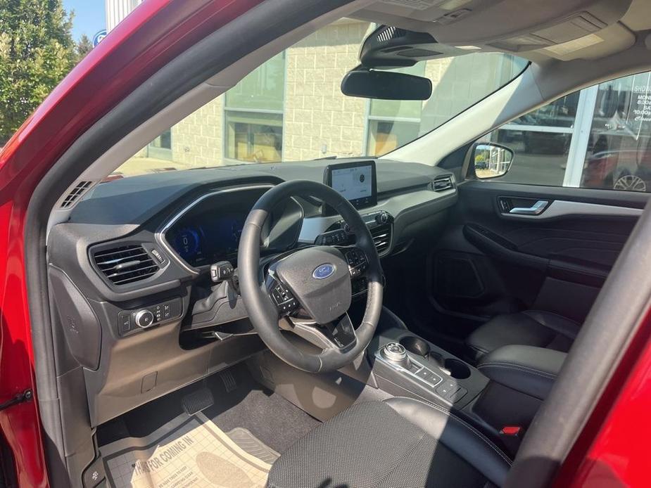 used 2022 Ford Escape car, priced at $23,148