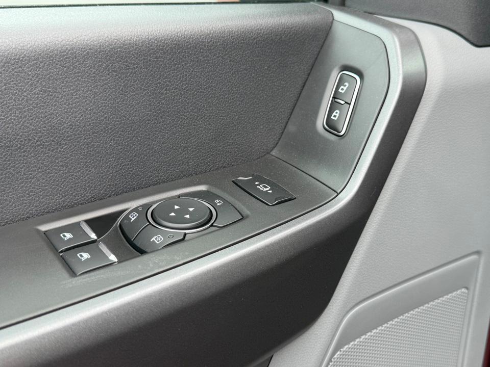 new 2025 Ford F-350 car, priced at $58,075