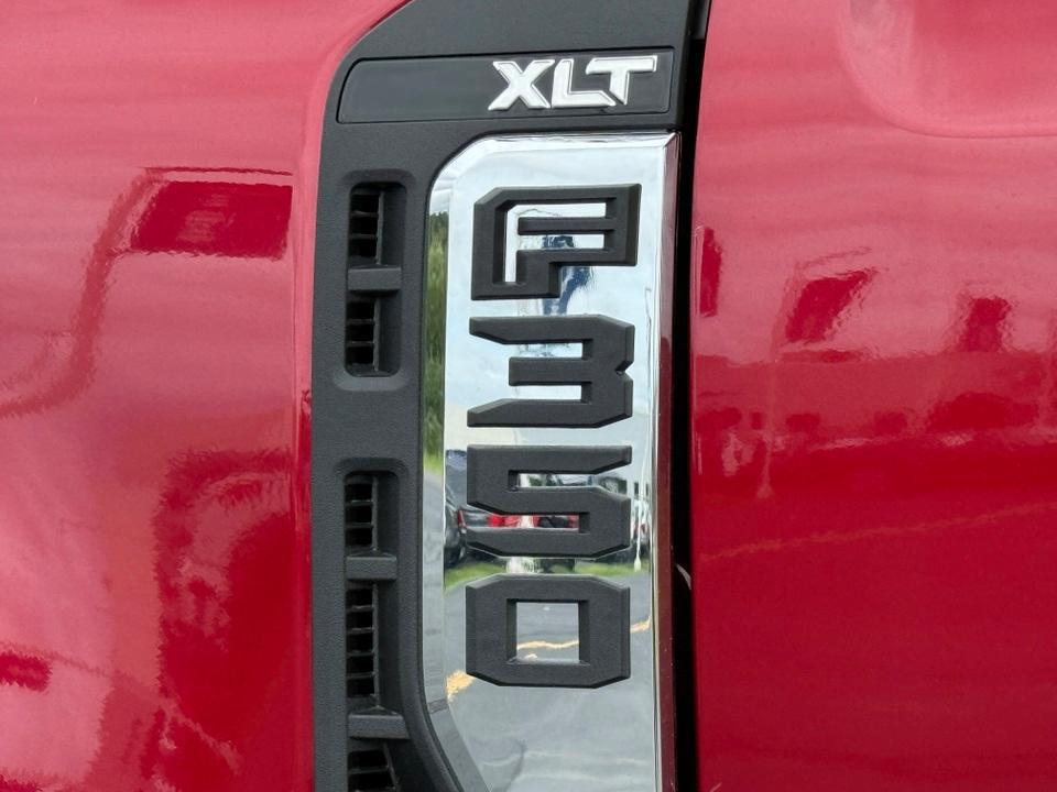 new 2025 Ford F-350 car, priced at $58,075