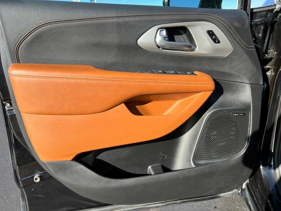 used 2024 Chrysler Pacifica car, priced at $46,000
