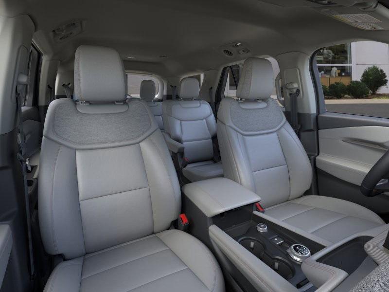 used 2025 Ford Explorer car, priced at $47,684