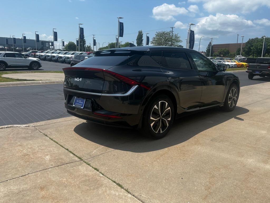 used 2022 Kia EV6 car, priced at $24,499