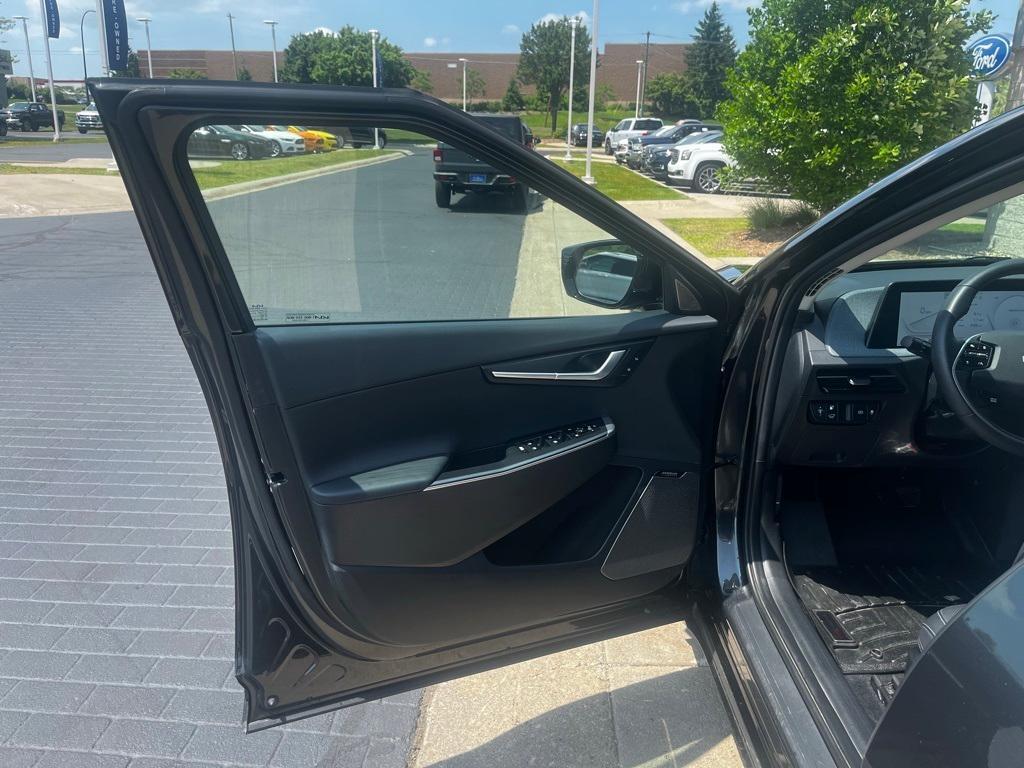 used 2022 Kia EV6 car, priced at $24,499