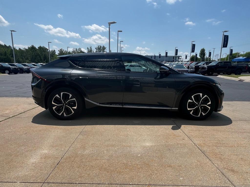 used 2022 Kia EV6 car, priced at $24,499