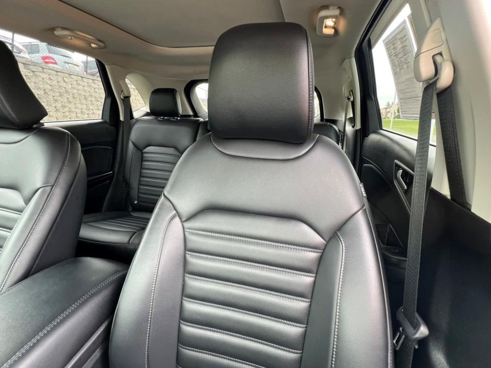 used 2022 Ford Edge car, priced at $27,228