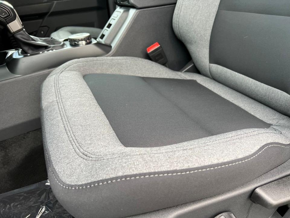 new 2025 Ford Bronco car, priced at $47,366