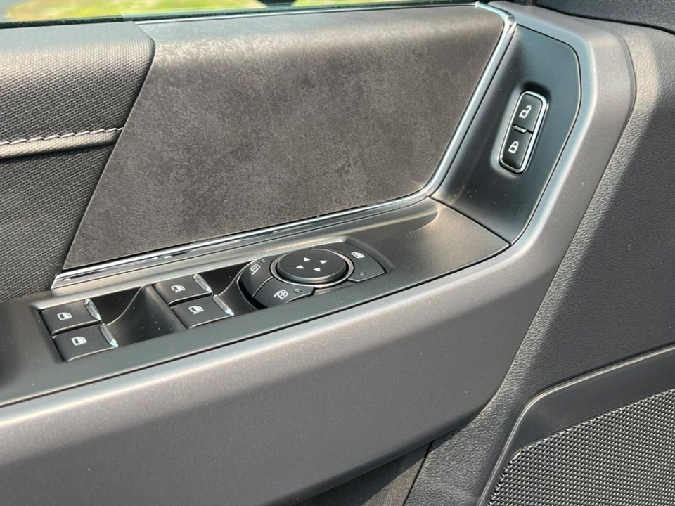new 2025 Ford F-150 car, priced at $59,558