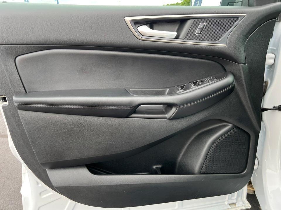 used 2022 Ford Edge car, priced at $28,418