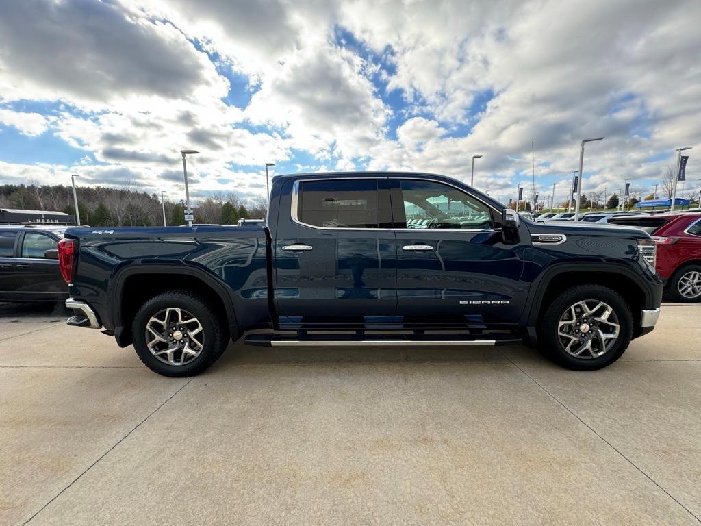 used 2022 GMC Sierra 1500 car, priced at $43,092