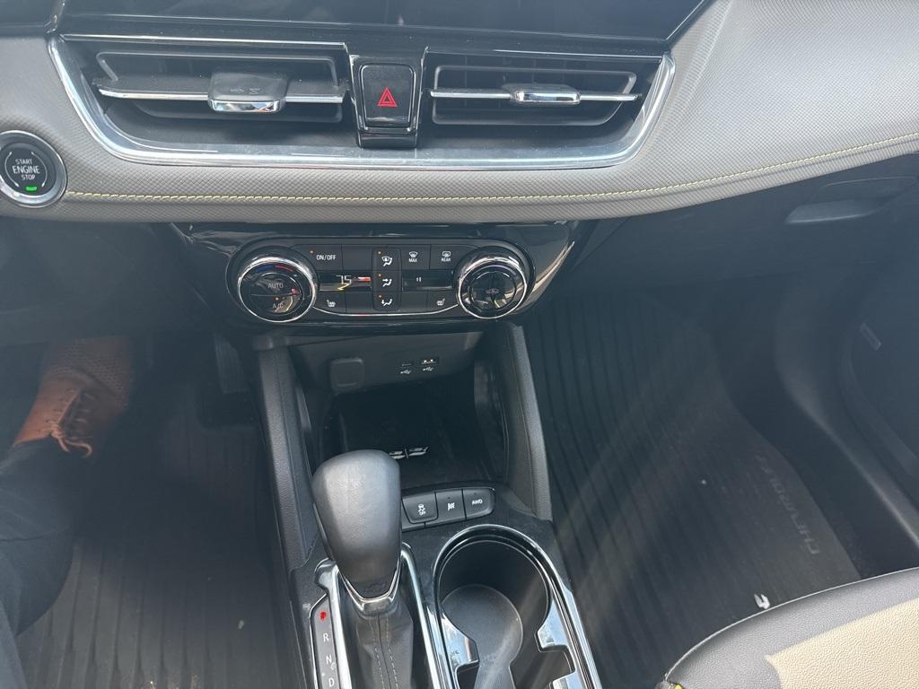 used 2024 Chevrolet TrailBlazer car, priced at $27,615