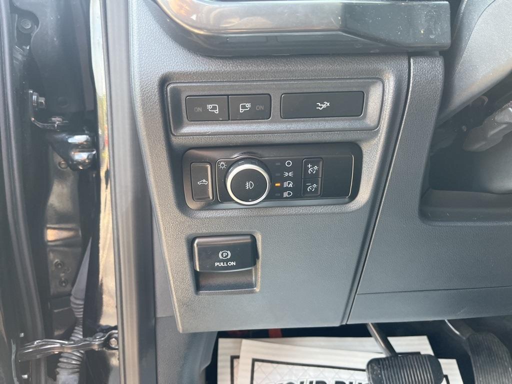 used 2023 Ford F-150 car, priced at $41,141