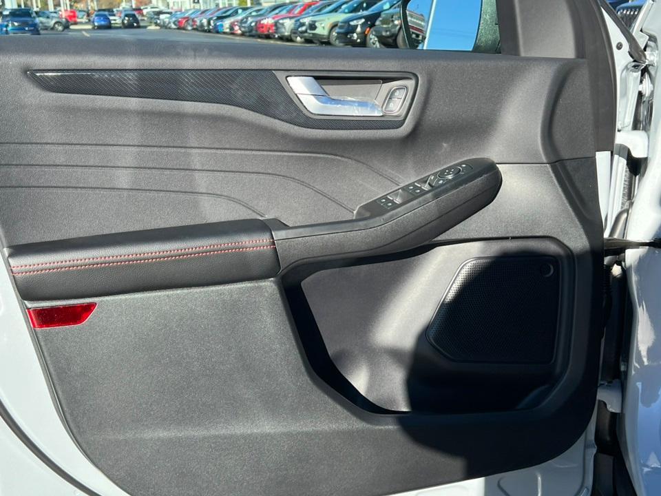 new 2026 Ford Escape car, priced at $37,423