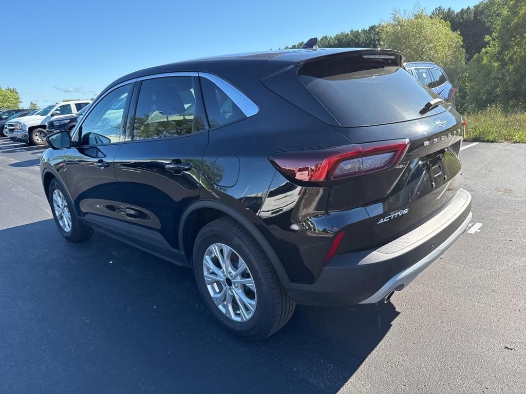used 2023 Ford Escape car, priced at $26,200