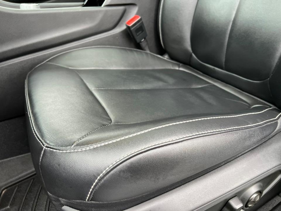 used 2022 Jeep Grand Cherokee L car, priced at $28,238