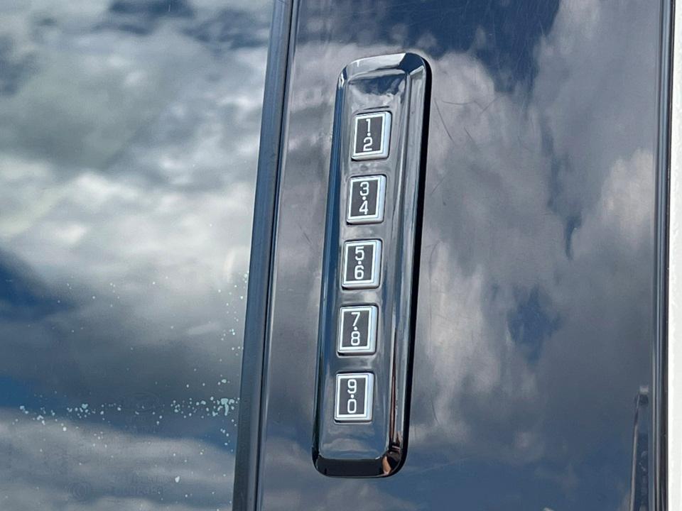 used 2022 Ford F-350 car, priced at $60,624