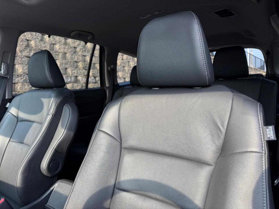 used 2022 Honda Pilot car, priced at $34,247