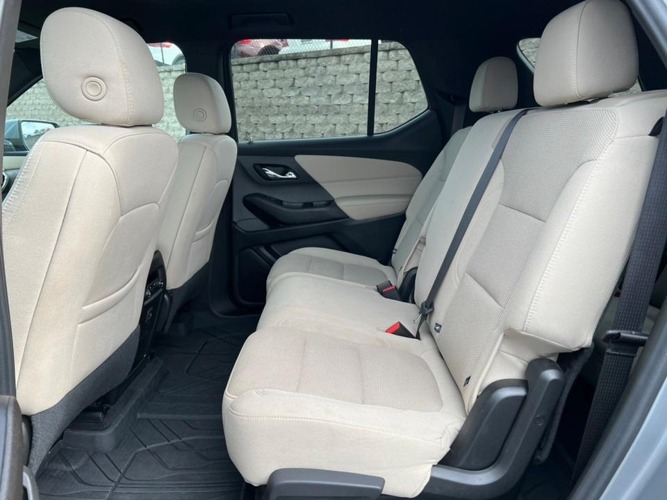 used 2023 Chevrolet Traverse car, priced at $26,975