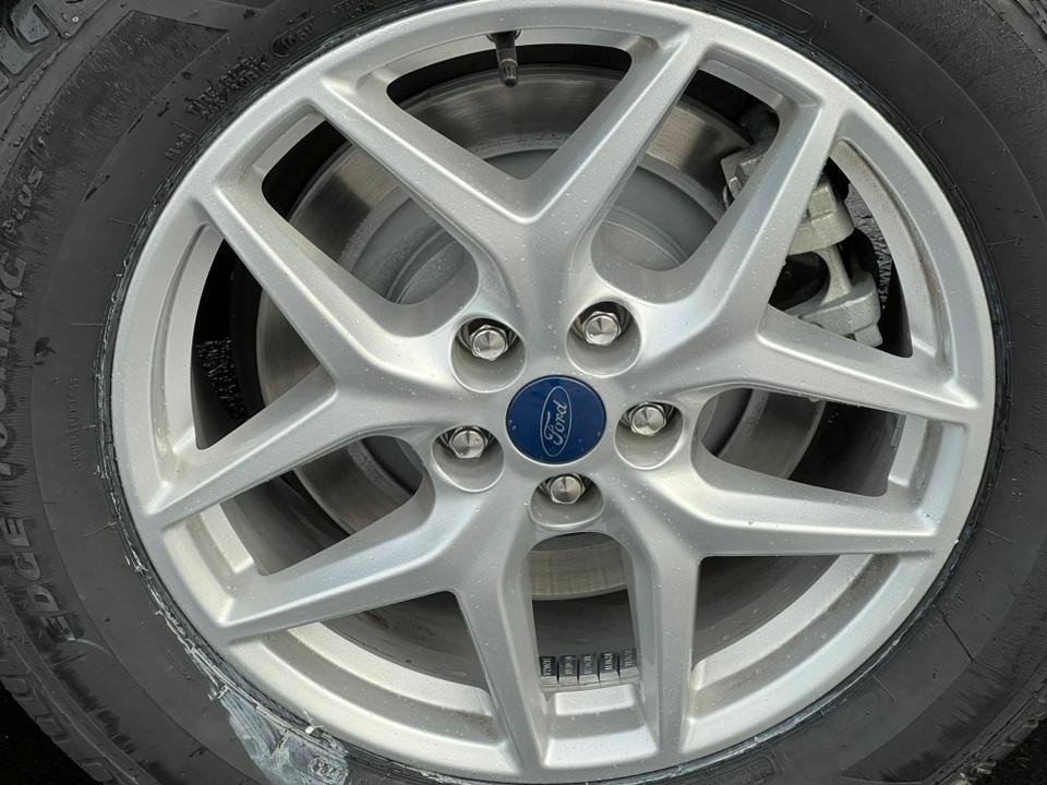 used 2022 Ford Edge car, priced at $24,719