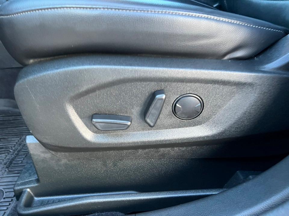 used 2022 Ford Edge car, priced at $23,292