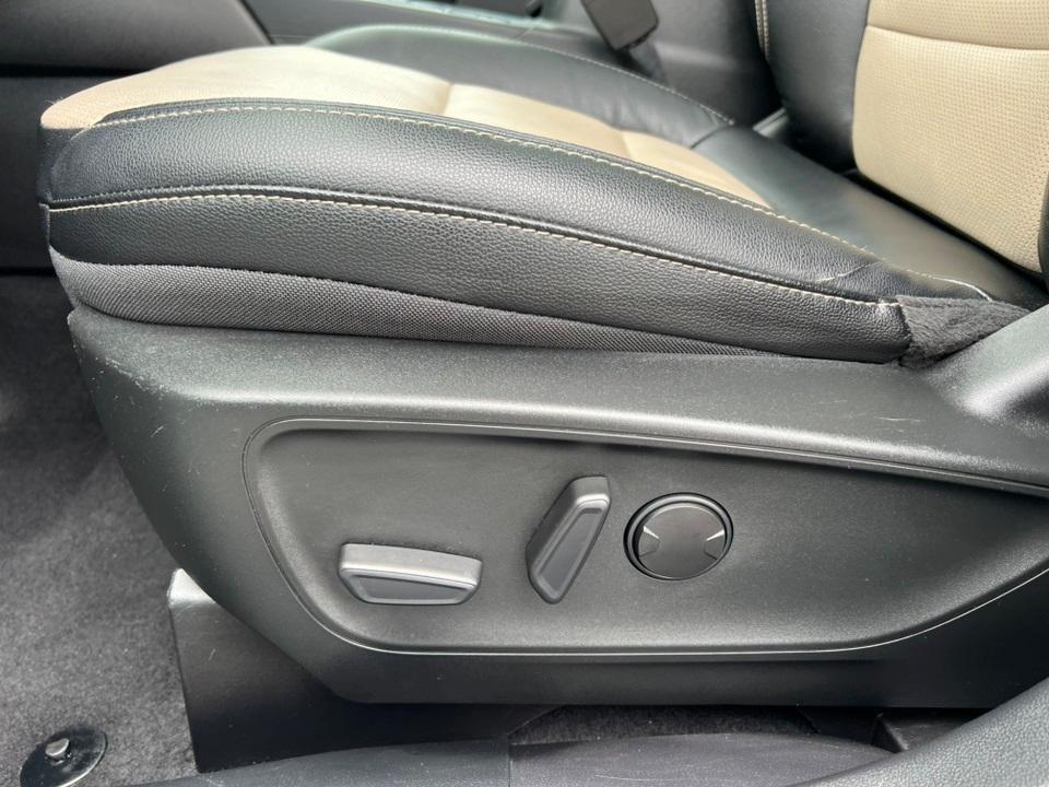 used 2022 Ford Escape car, priced at $27,150