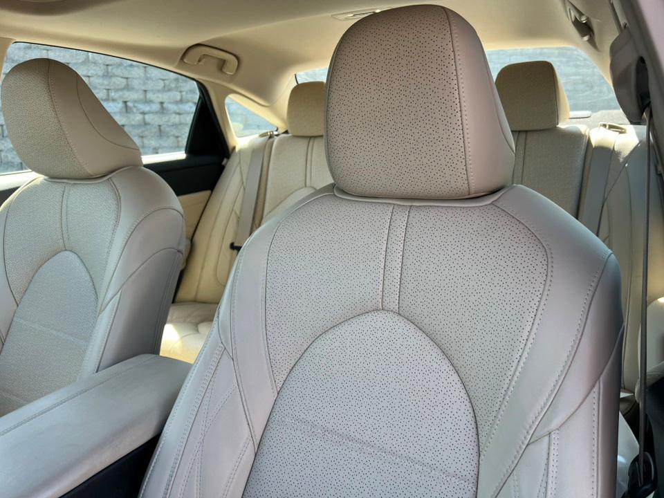 used 2019 Toyota Avalon Hybrid car, priced at $24,000