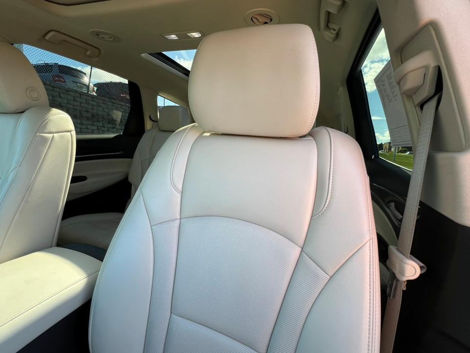 used 2022 Buick Enclave car, priced at $32,262