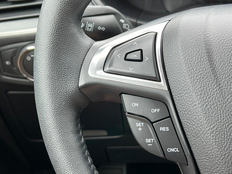 used 2022 Ford Edge car, priced at $26,302