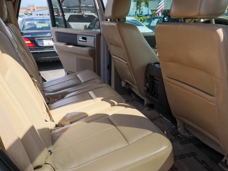 used 2013 Ford Expedition car, priced at $15,880