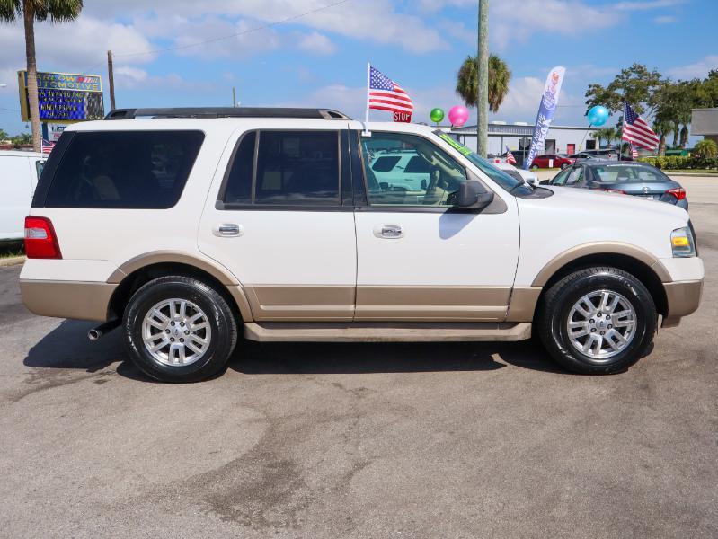 used 2013 Ford Expedition car, priced at $15,880