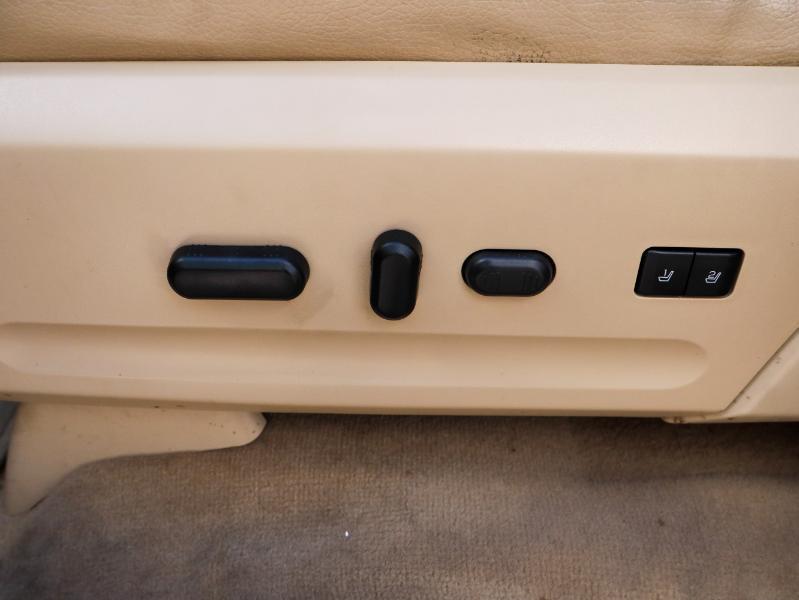 used 2013 Ford Expedition car, priced at $15,880