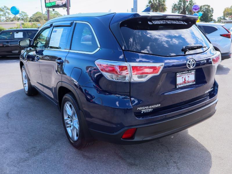 used 2015 Toyota Highlander car, priced at $22,995