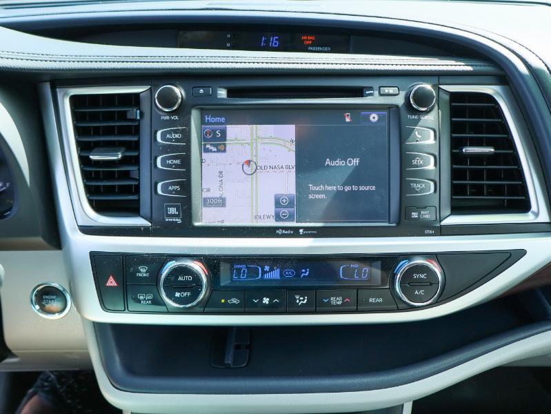 used 2015 Toyota Highlander car, priced at $22,995