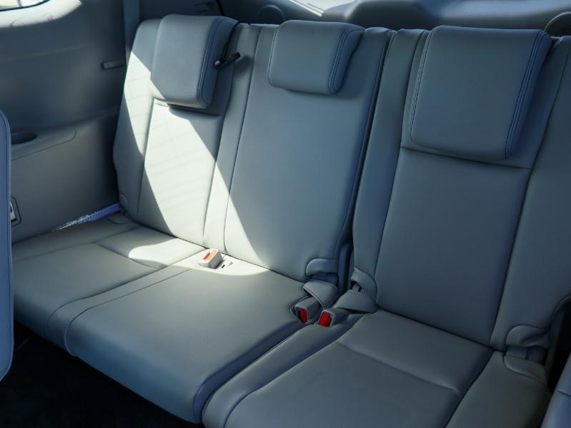 used 2015 Toyota Highlander car, priced at $22,995