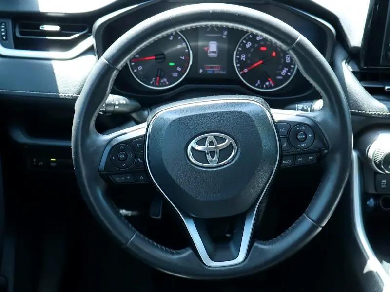 used 2020 Toyota RAV4 car, priced at $27,995
