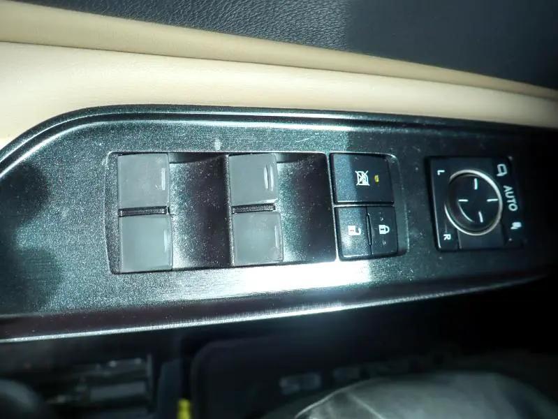 used 2020 Lexus ES 350 car, priced at $27,990