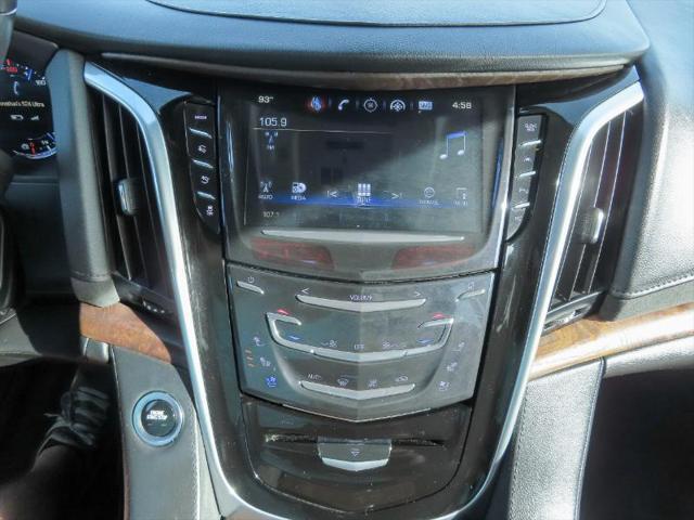 used 2020 Cadillac Escalade ESV car, priced at $47,995