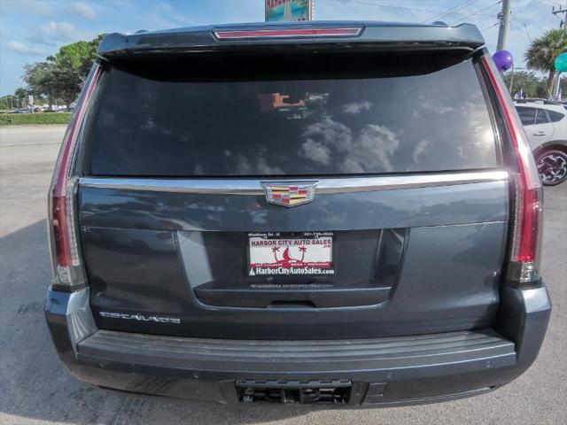 used 2020 Cadillac Escalade ESV car, priced at $47,995