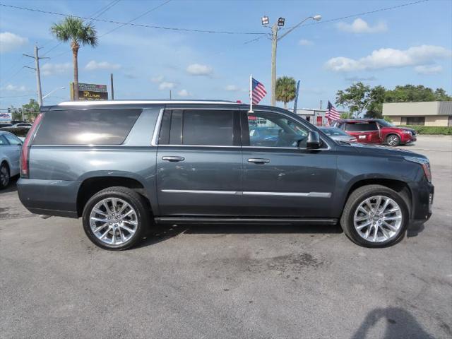 used 2020 Cadillac Escalade ESV car, priced at $47,995