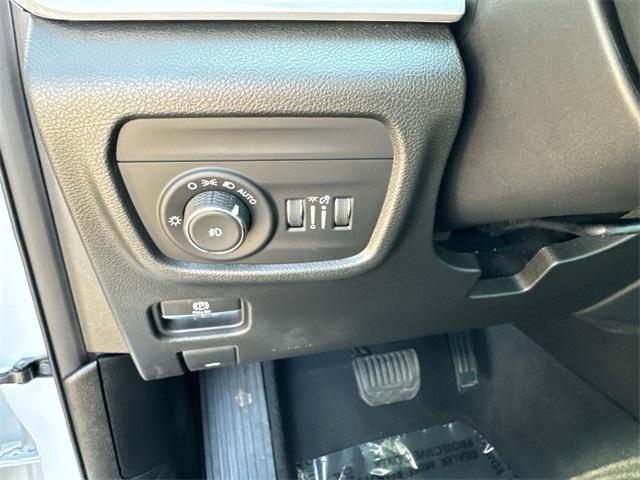 used 2023 Jeep Grand Cherokee car, priced at $28,990