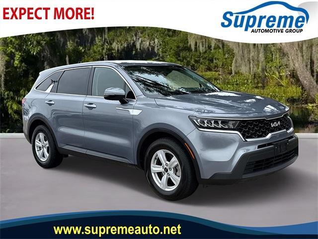 used 2023 Kia Sorento car, priced at $23,494