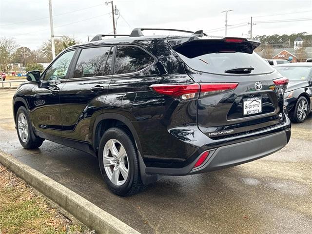 used 2023 Toyota Highlander car, priced at $32,990