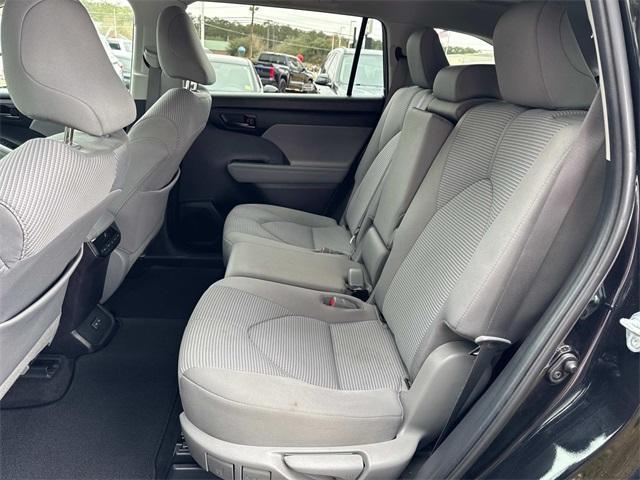 used 2023 Toyota Highlander car, priced at $32,990