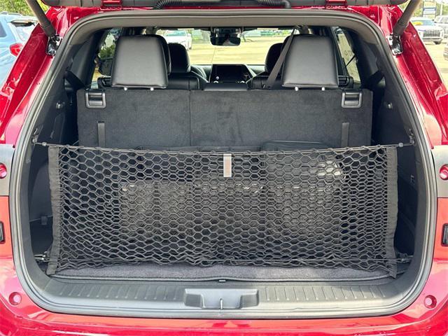 new 2025 Toyota Highlander car, priced at $51,655