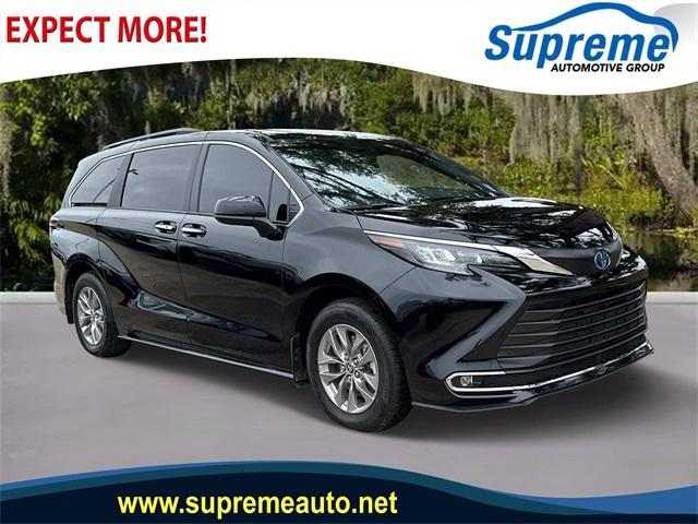 used 2024 Toyota Sienna car, priced at $43,669