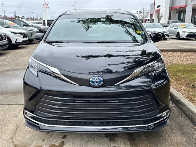 used 2024 Toyota Sienna car, priced at $46,990