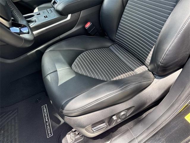 used 2022 Toyota Highlander car, priced at $37,790